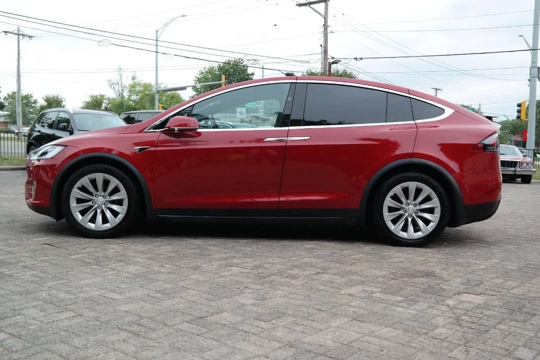 2017 Tesla Model X - Image 2 of 21