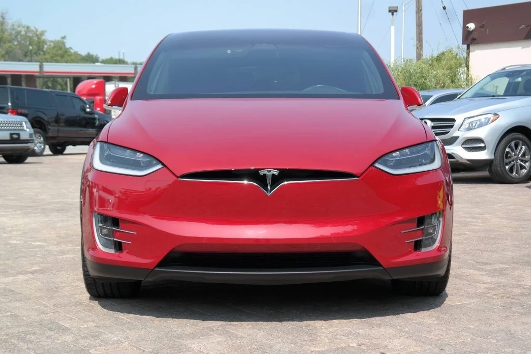 2017 Tesla Model X - Image 7 of 21