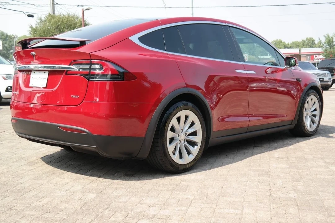 2017 Tesla Model X - Image 21 of 21
