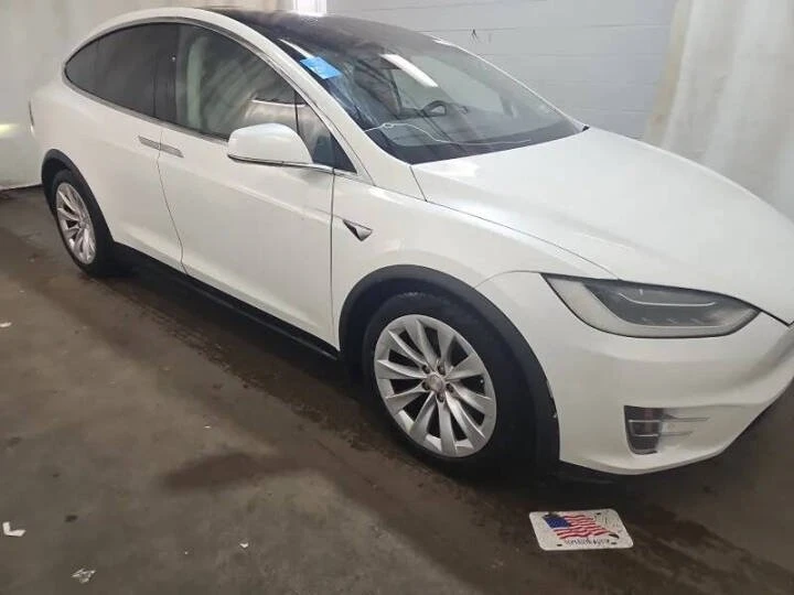 2017 Tesla Model X - Image 3 of 8