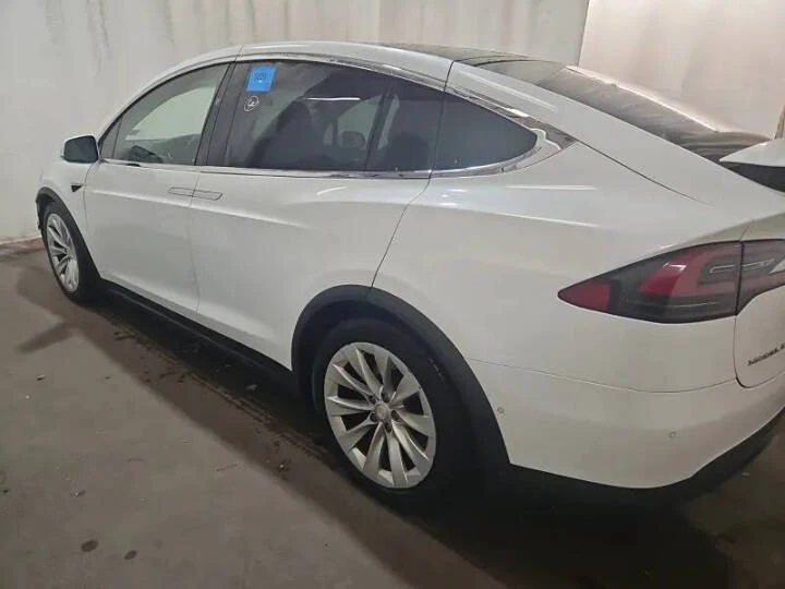 2017 Tesla Model X - Image 6 of 8