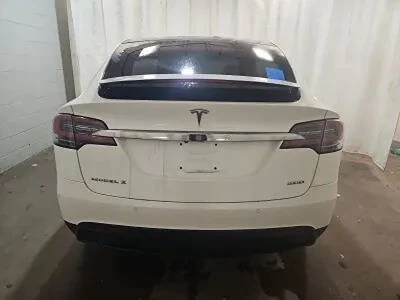 2017 Tesla Model X - Image 5 of 8