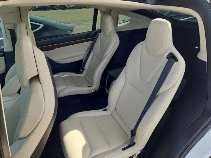 2017 Tesla Model X - Image 8 of 8