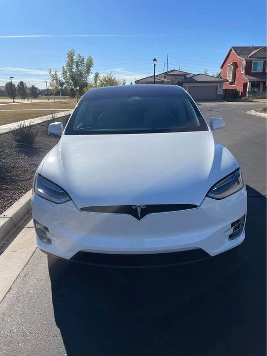 2017 Tesla Model X - Image 2 of 9