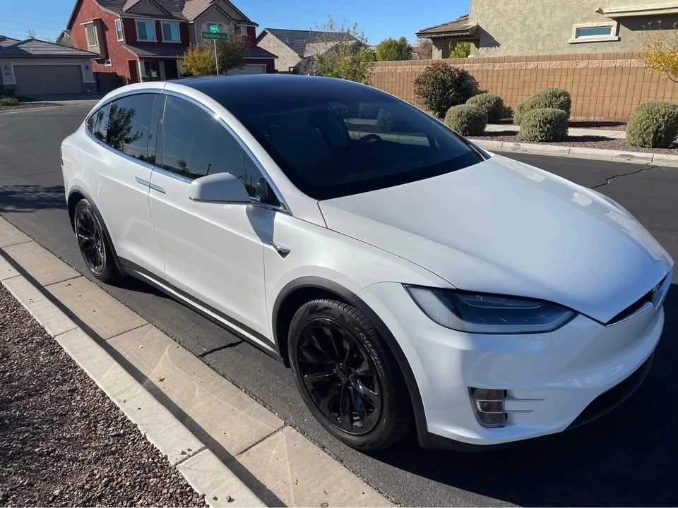 2017 Tesla Model X - Image 4 of 9