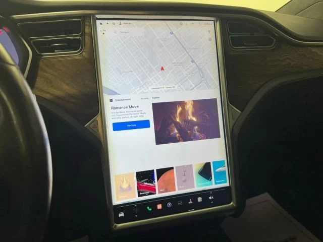 2017 Tesla Model X - Image 17 of 21