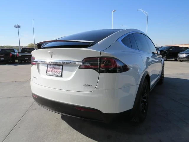 2017 Tesla Model X - Image 7 of 12