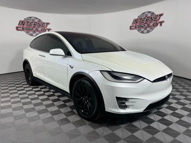 2017 Tesla Model X - Image 9 of 21