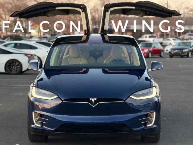 2017 Tesla Model X - Image 10 of 21