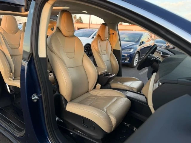 2017 Tesla Model X - Image 14 of 21