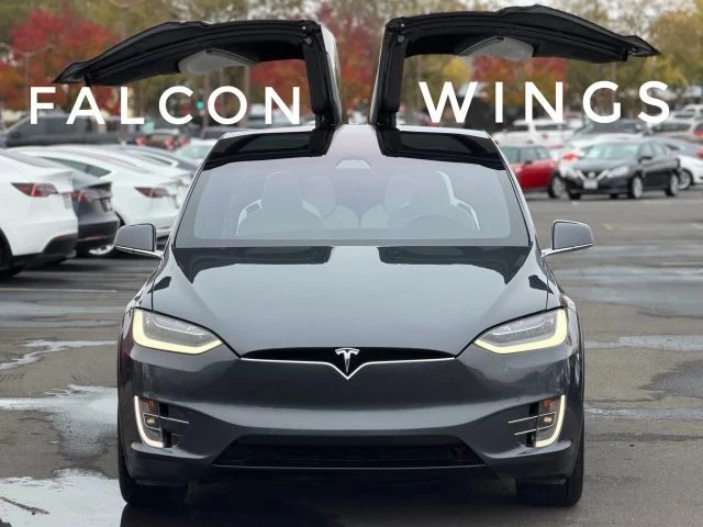 2017 Tesla Model X - Image 11 of 12