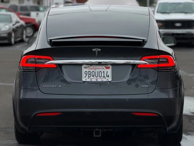 2017 Tesla Model X - Image 8 of 12