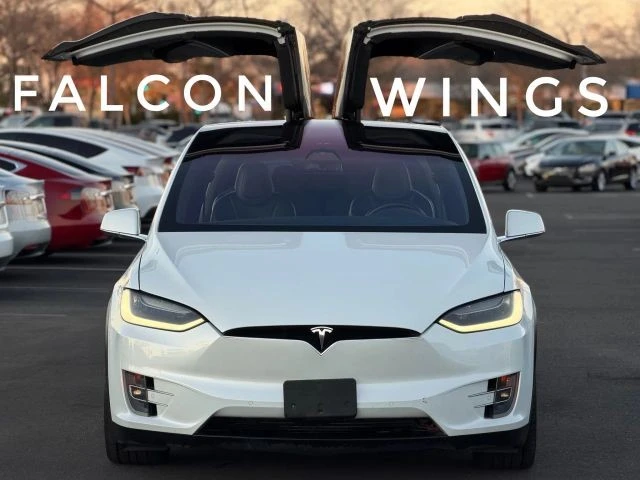 2017 Tesla Model X - Image 10 of 12