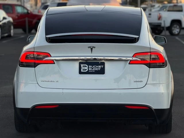 2017 Tesla Model X - Image 8 of 21