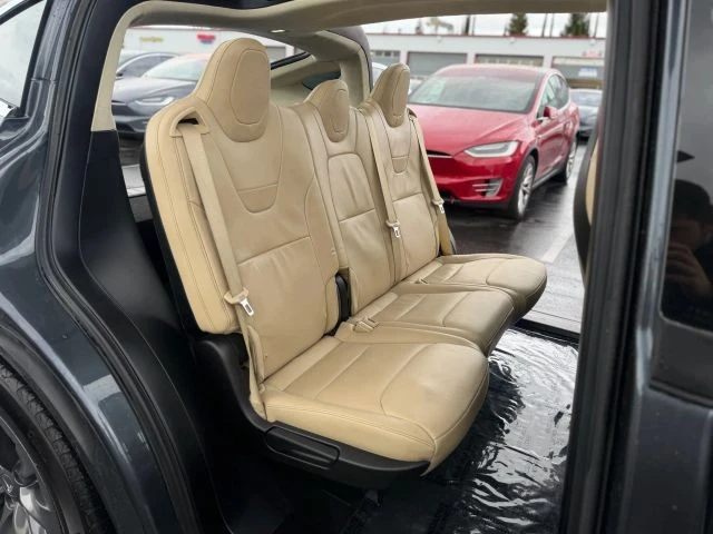 2017 Tesla Model X - Image 17 of 21