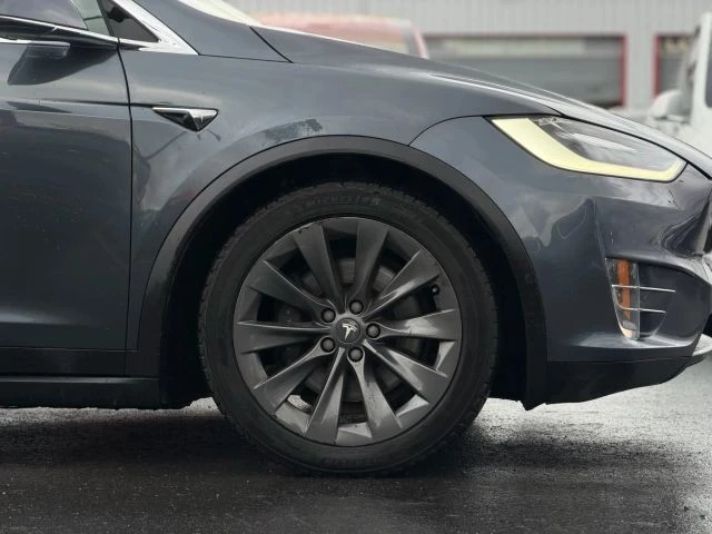 2017 Tesla Model X - Image 7 of 21