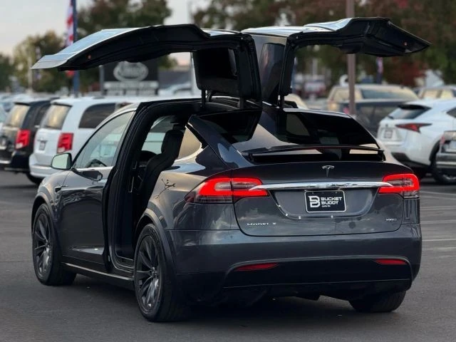 2017 Tesla Model X - Image 13 of 21