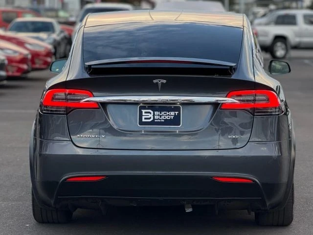 2017 Tesla Model X - Image 8 of 12
