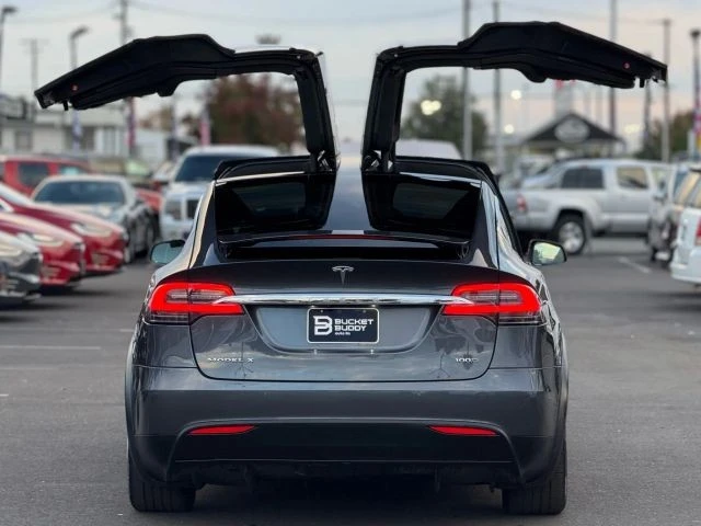2017 Tesla Model X - Image 12 of 12