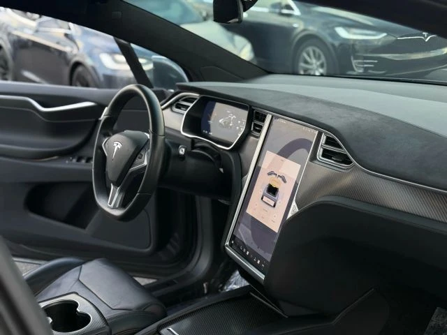 2017 Tesla Model X - Image 20 of 21