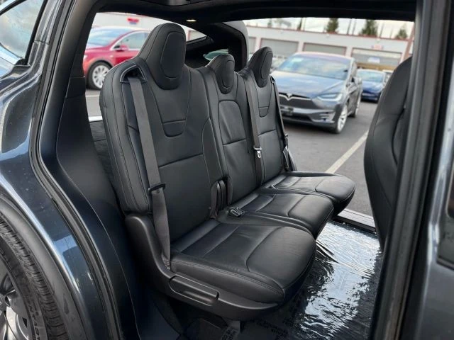 2017 Tesla Model X - Image 16 of 21