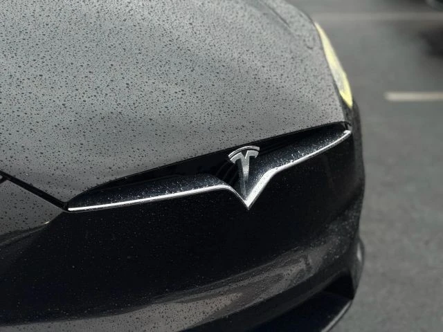2017 Tesla Model X - Image 4 of 12