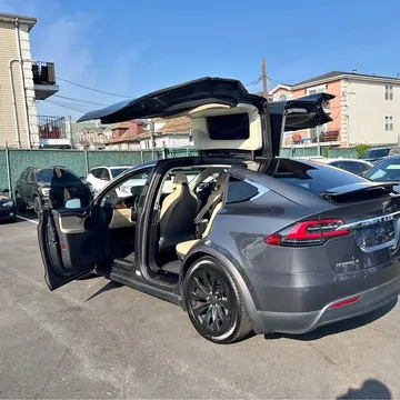 2017 Tesla Model X 100D Sport Utility 4D