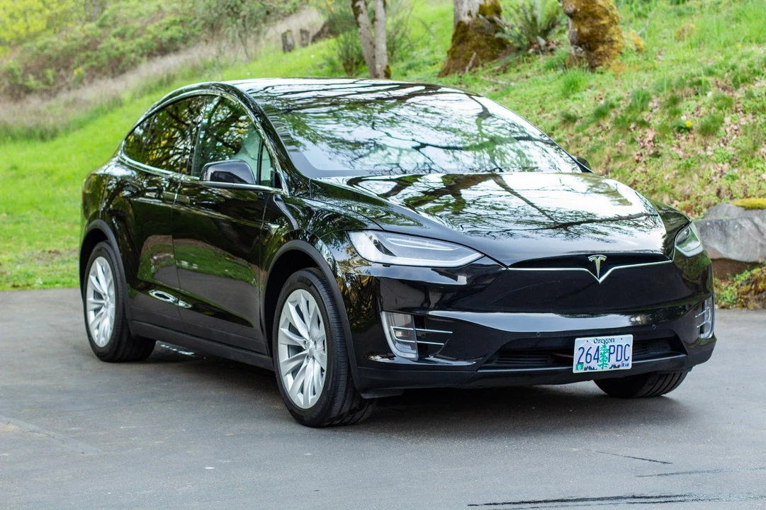 2017 Tesla Model X - Image 3 of 21