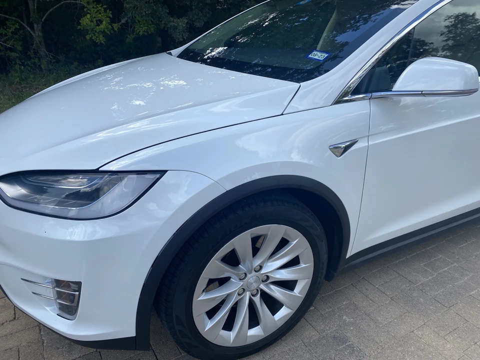2017 Tesla Model X - Image 6 of 21