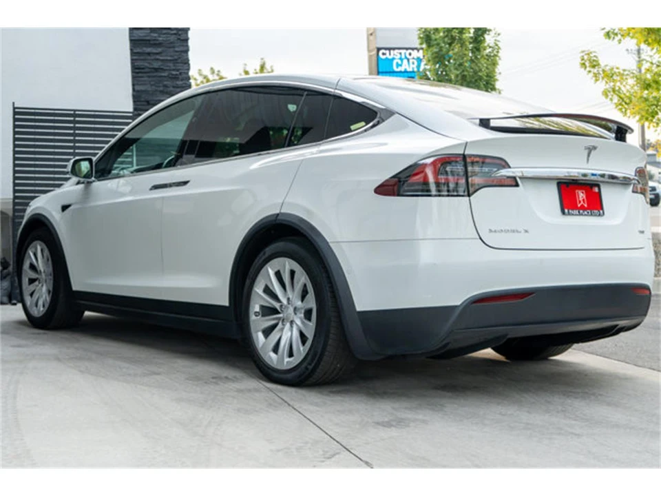 2017 Tesla Model X - Image 11 of 14