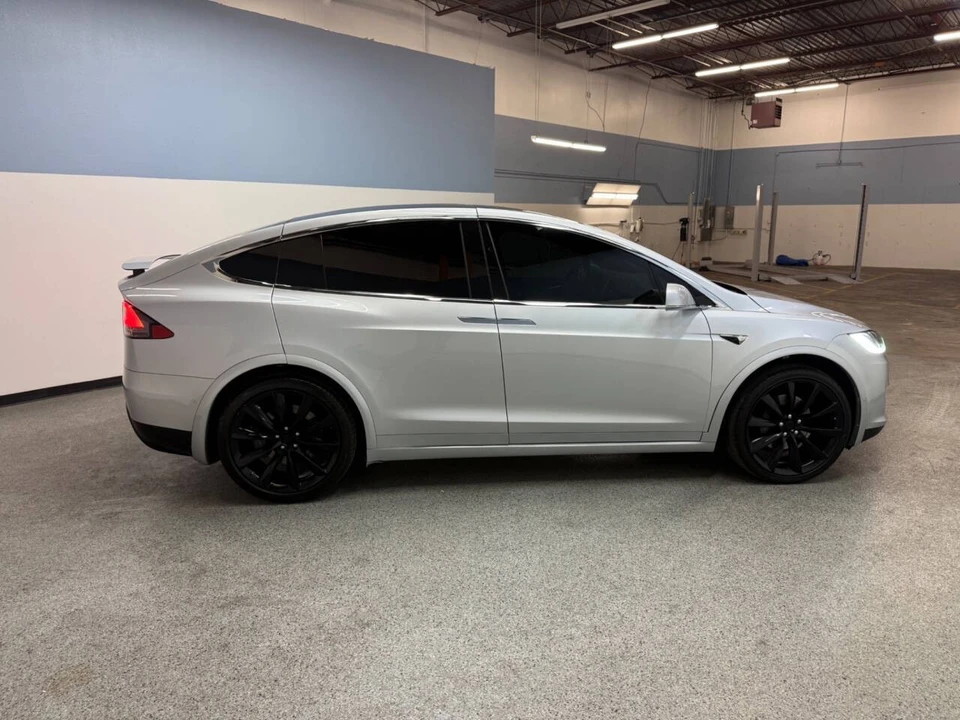 2017 Tesla Model X - Image 7 of 21