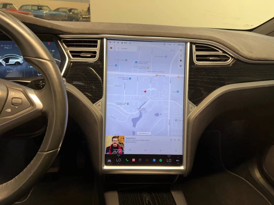 2017 Tesla Model X - Image 17 of 21