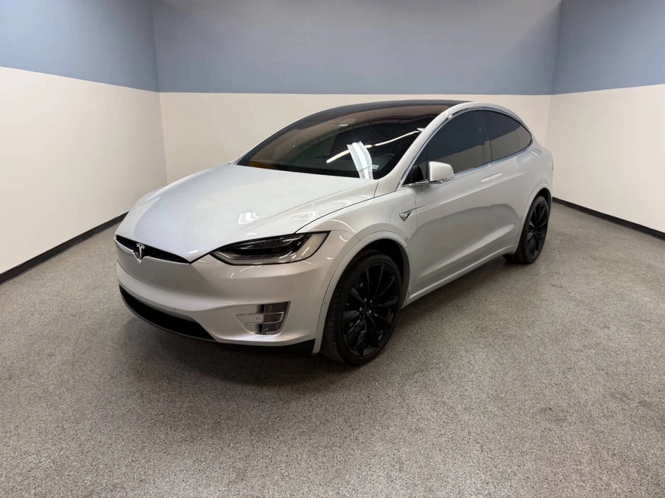 2017 Tesla Model X - Image 2 of 21