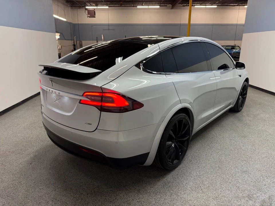 2017 Tesla Model X - Image 6 of 21
