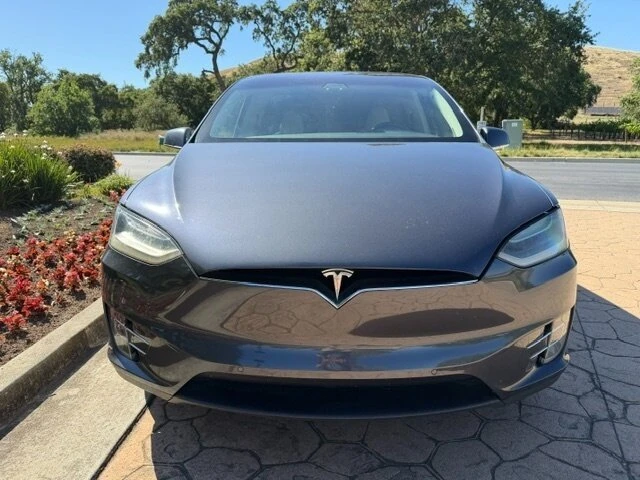 2017 Tesla Model X - Image 12 of 12