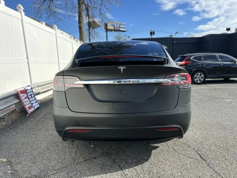 2017 Tesla Model X - Image 6 of 12