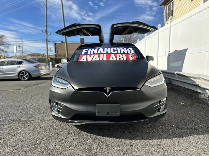 2017 Tesla Model X - Image 2 of 12