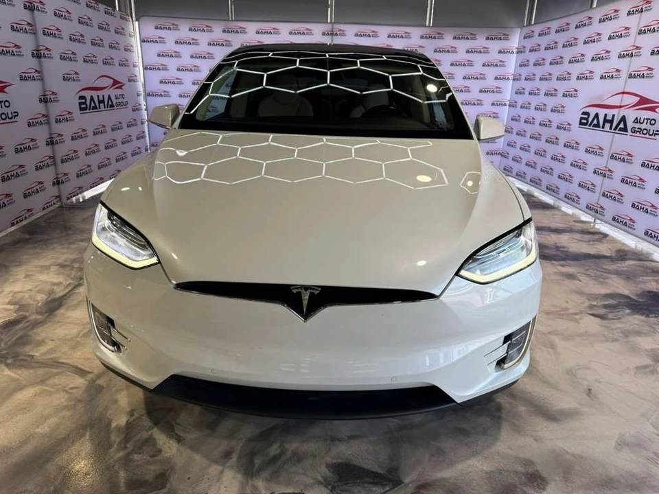 2017 Tesla Model X - Image 4 of 21