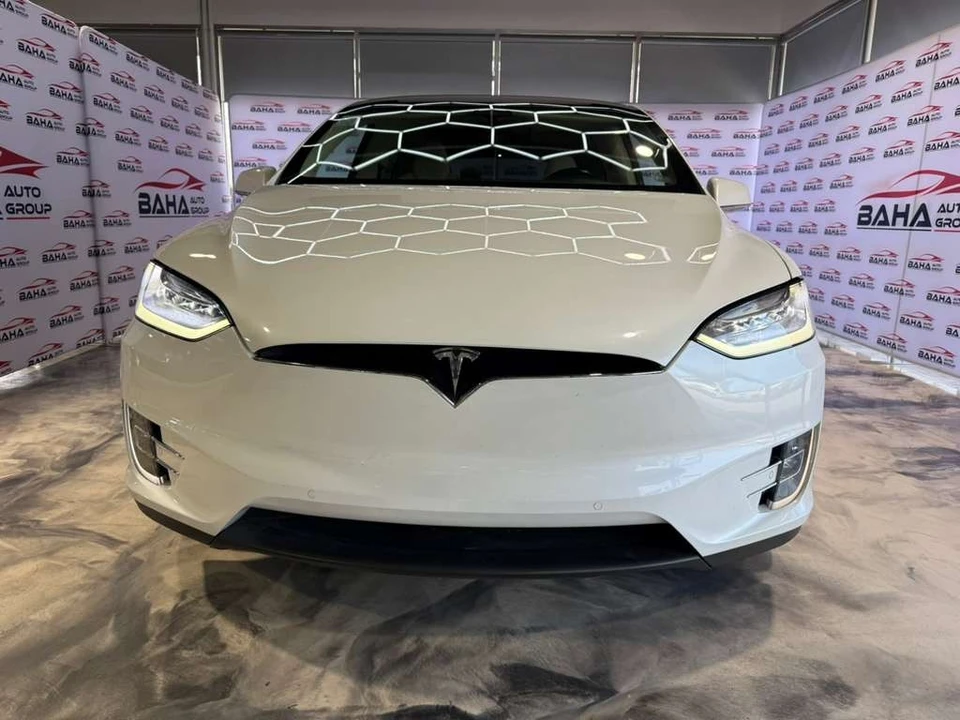 2017 Tesla Model X - Image 3 of 21