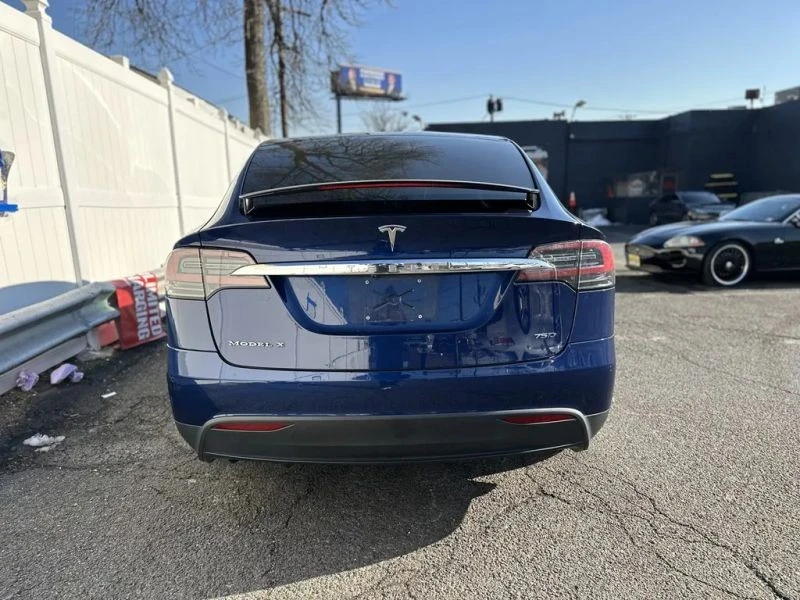 2017 Tesla Model X - Image 6 of 12