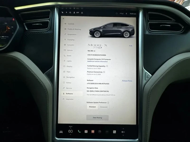 2017 Tesla Model X - Image 11 of 12