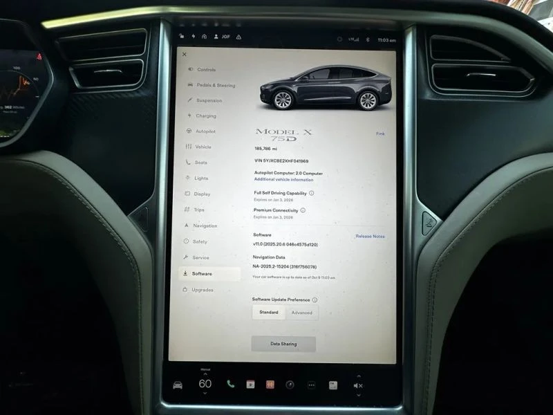 2017 Tesla Model X - Image 11 of 12
