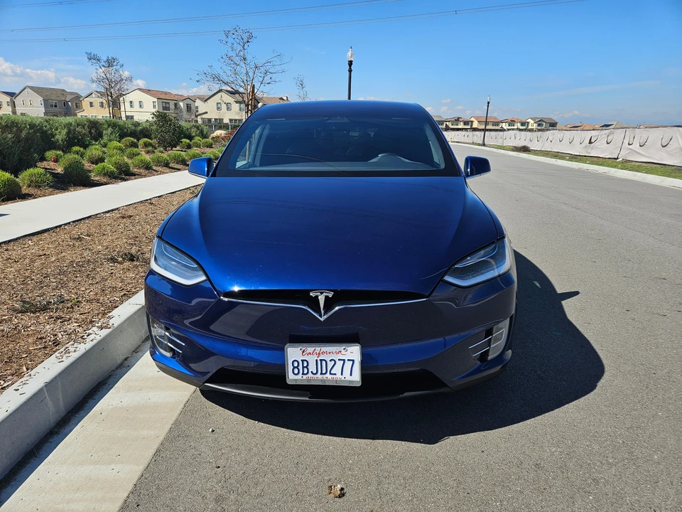 2017 Tesla Model X - Image 6 of 31