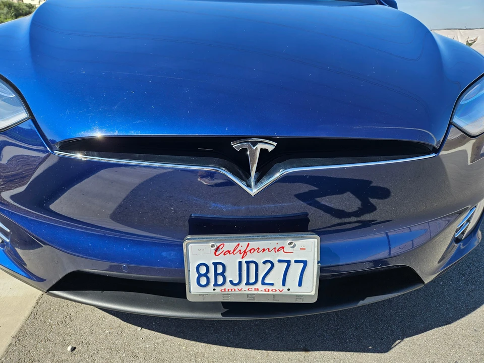 2017 Tesla Model X - Image 28 of 31