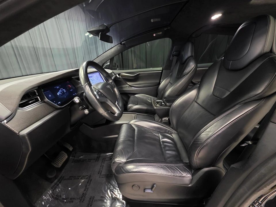 2017 Tesla Model X - Image 17 of 21