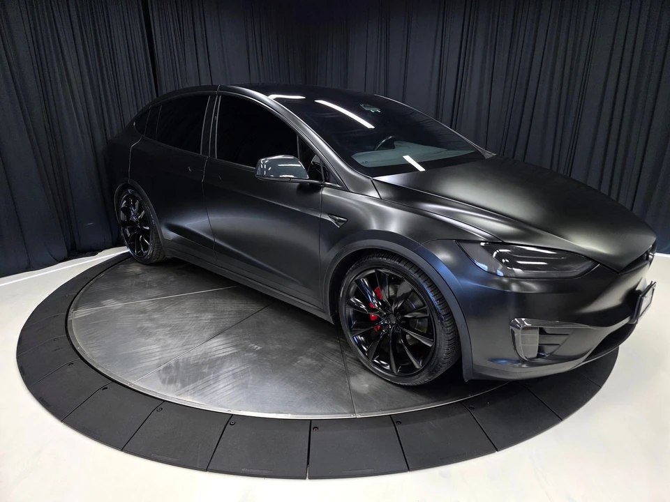 2017 Tesla Model X - Image 14 of 21