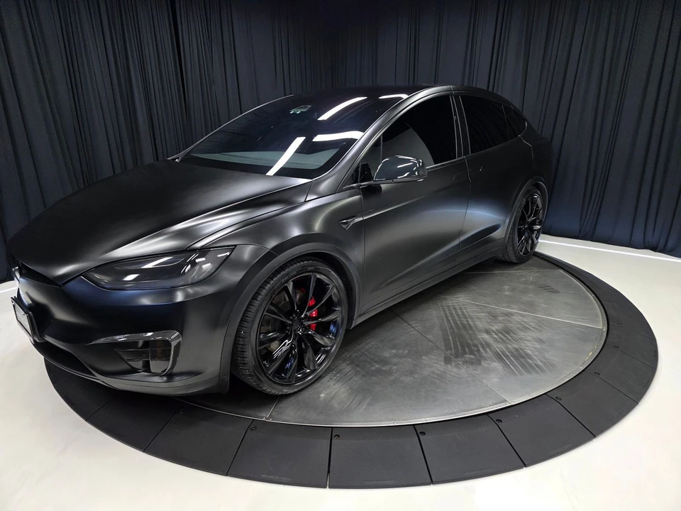 2017 Tesla Model X - Image 8 of 21