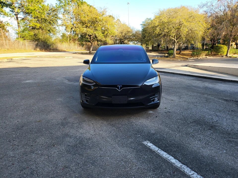 2017 Tesla Model X - Image 6 of 31
