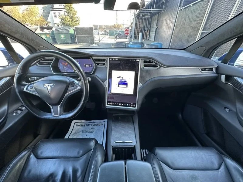 2017 Tesla Model X - Image 9 of 12