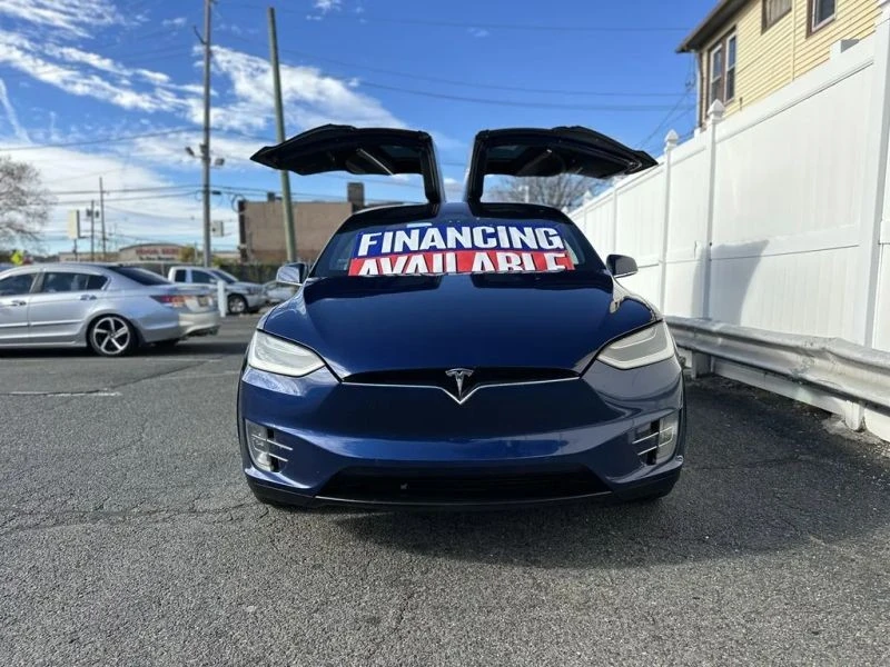 2017 Tesla Model X - Image 2 of 12